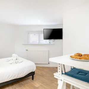 Le Belem : Spacieuse Avec Sdb Privative, Cuisine Et Salon Partagés, Terrasse, Proche Facs Et Centre Couette-café
