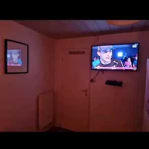 Privee Dans Maison Au Quartier Calme Séjour chez l'habitant